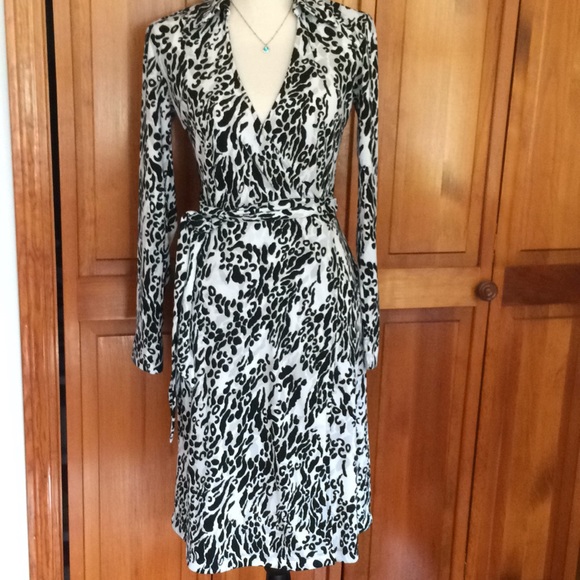 Express Dresses & Skirts - Express Wrap Dress
